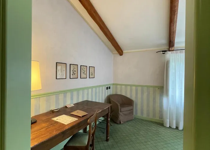 Locanda Maison Verte Отель Cantalupa